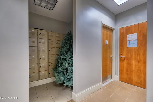 $15 | 10 Conte Drive, Pittsfield, MA 01201