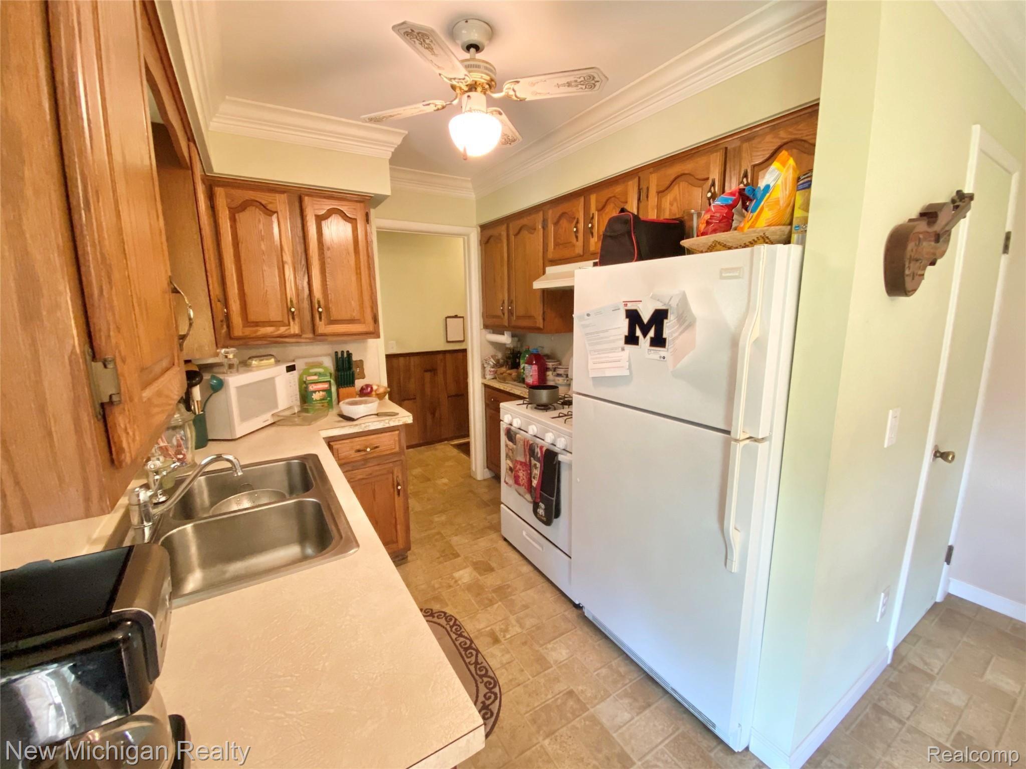 7345 North Linden Road Mount Morris, MI 48458 - Photo 8 of 28 10714025-00D1-40A9-BB92-F0337F524A5B.jpeg