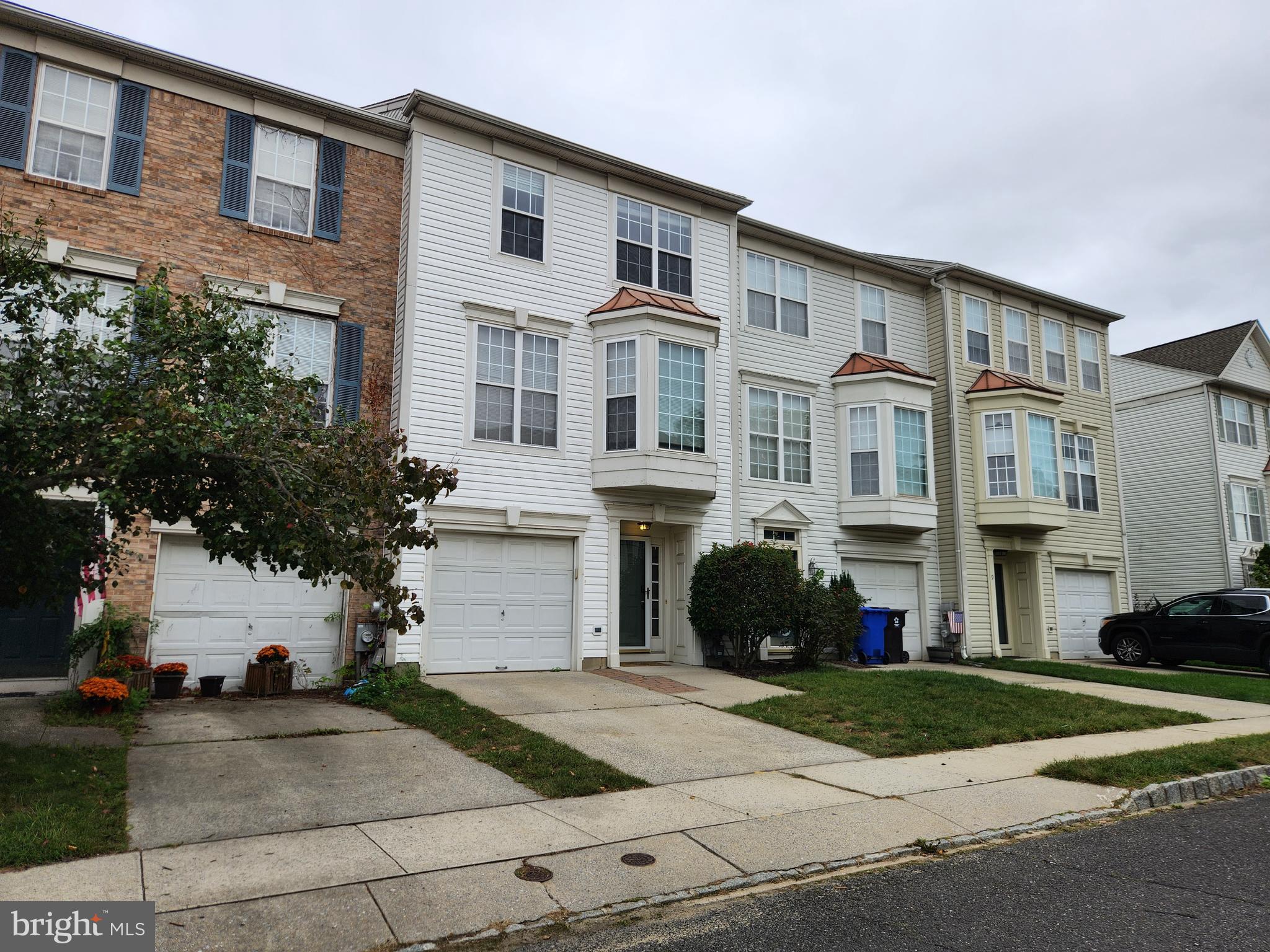 5 Weatherly Road Delran, NJ 08075 - Photo 2 of 32 Gallery Image 2