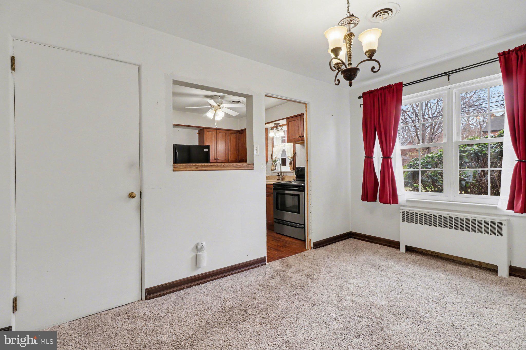 3606 Bonnyview Road Harrisburg, PA 17109 - Photo 20 of 34 en empty room with windows and ceiling fan