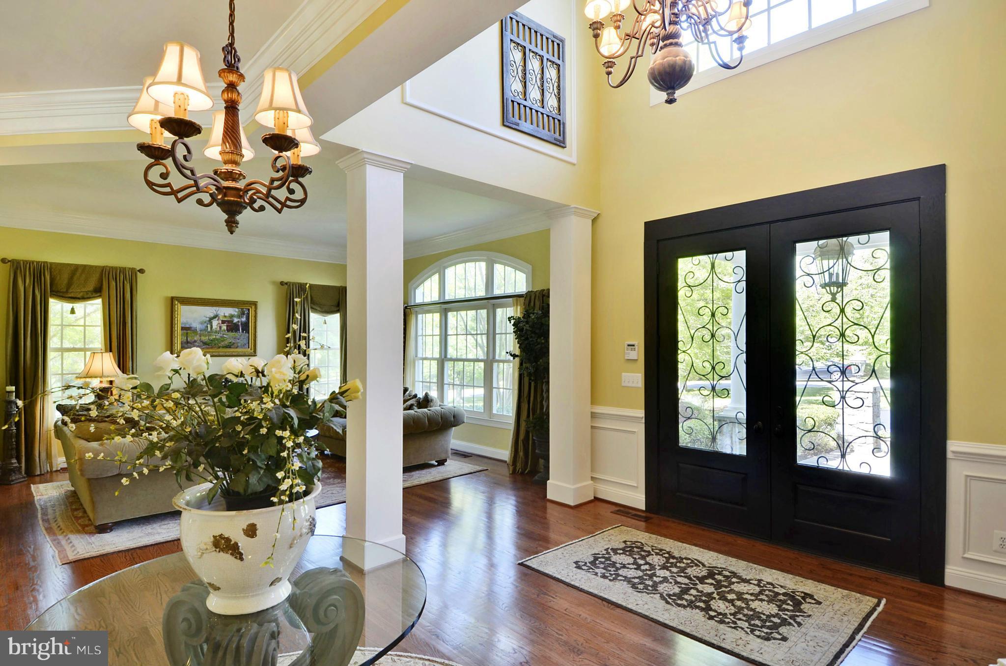 11520 Front Field Lane Potomac, MD 20854 - Photo 3 of 30 Interior (General)