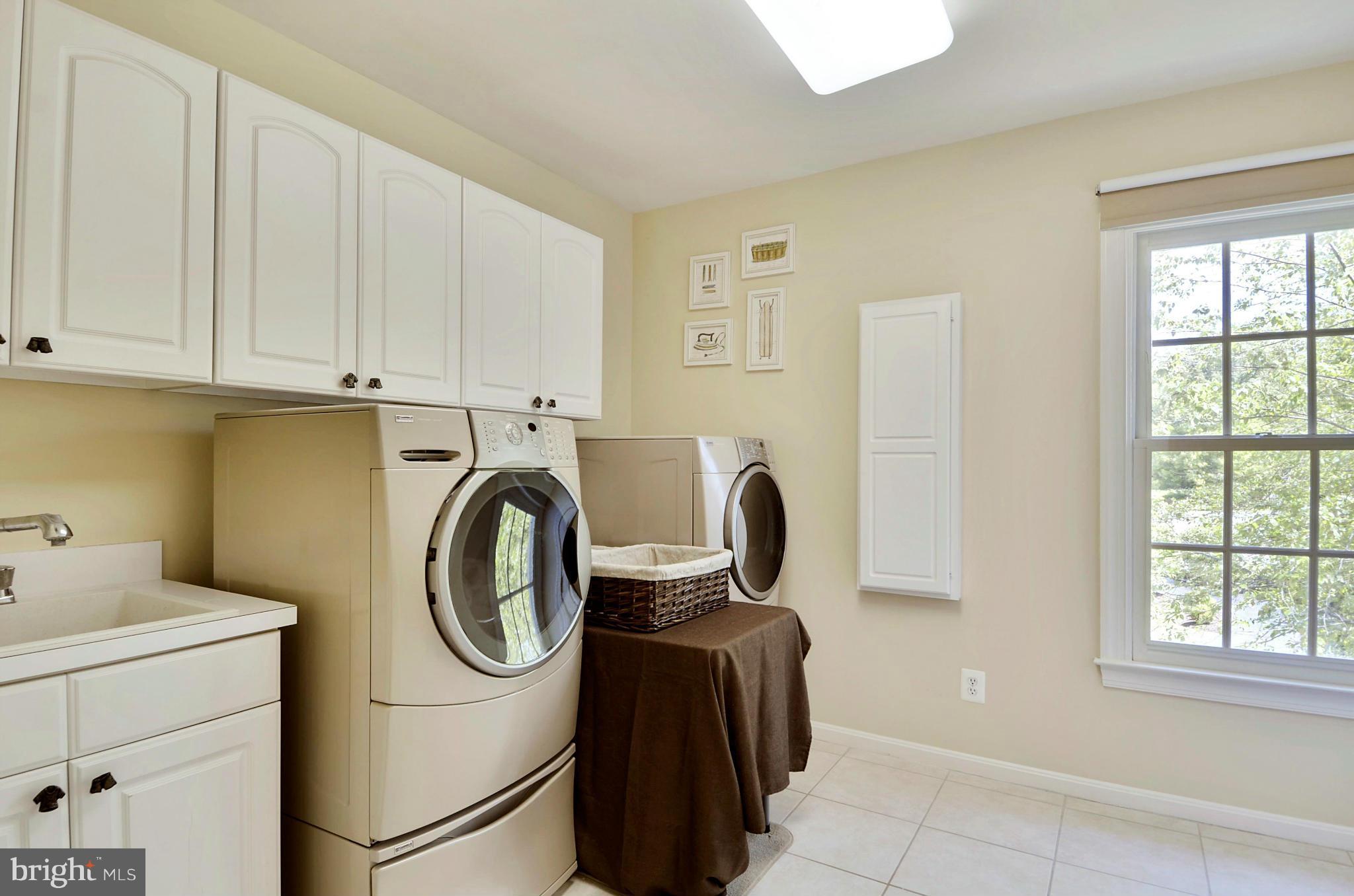 11520 Front Field Lane Potomac, MD 20854 - Photo 23 of 30 Interior (General)