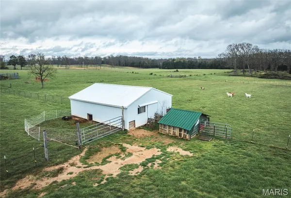 $785,000 | 19176 Hwy CC, Licking, MO 65542
