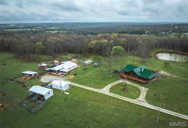 $785,000 | 19176 Hwy CC, Licking, MO 65542