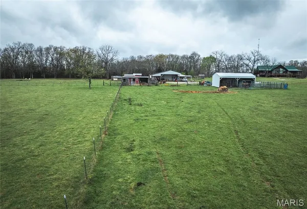 $785,000 | 19176 Hwy CC, Licking, MO 65542