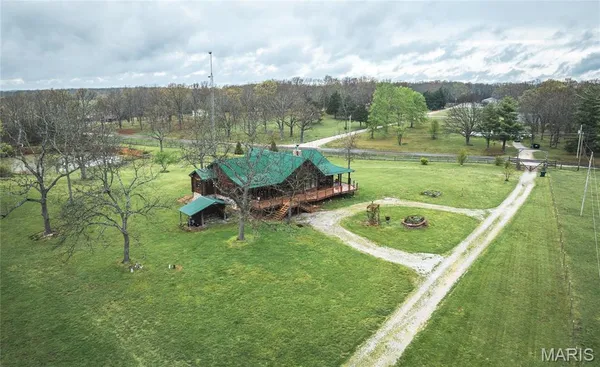 $785,000 | 19176 Hwy CC, Licking, MO 65542