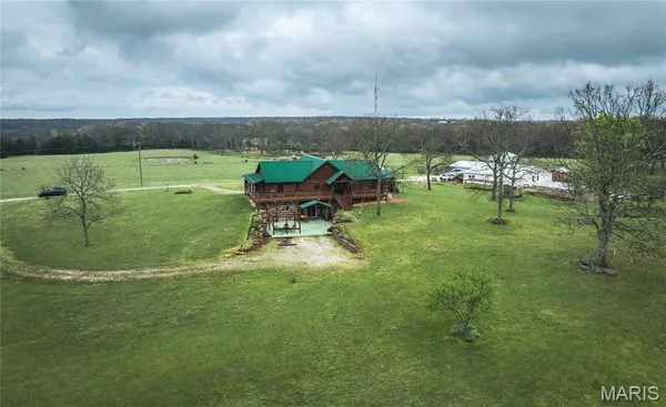 $785,000 | 19176 Hwy CC, Licking, MO 65542