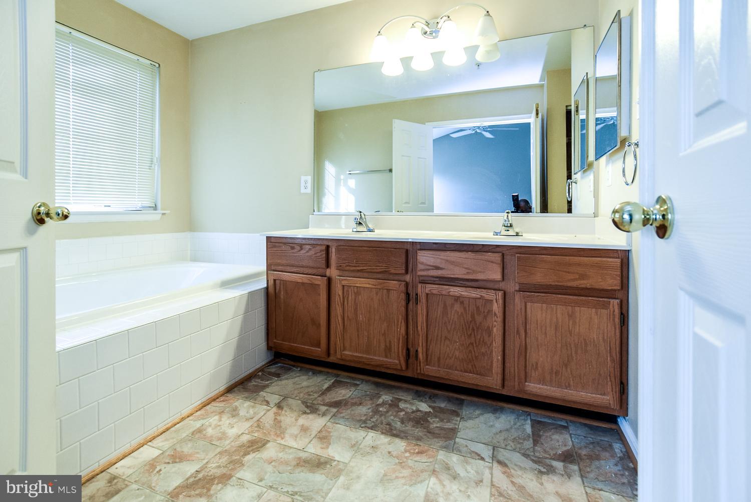 3033 Beech Bottom Road Laurel, MD 20724 - Photo 23 of 30 Bath (Master)