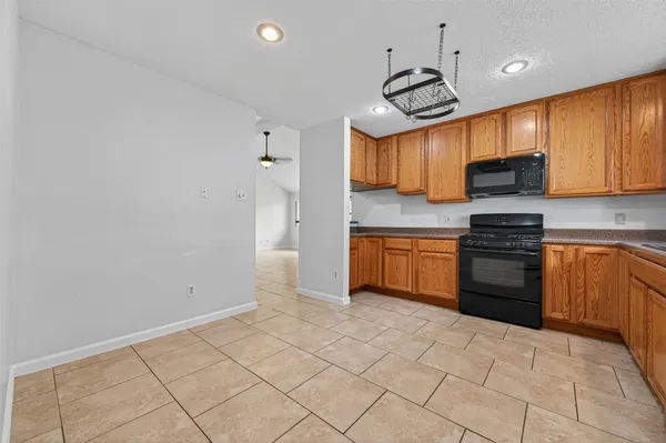 $265,000 | 21315 Meadowhill Drive, Spring, TX 77388