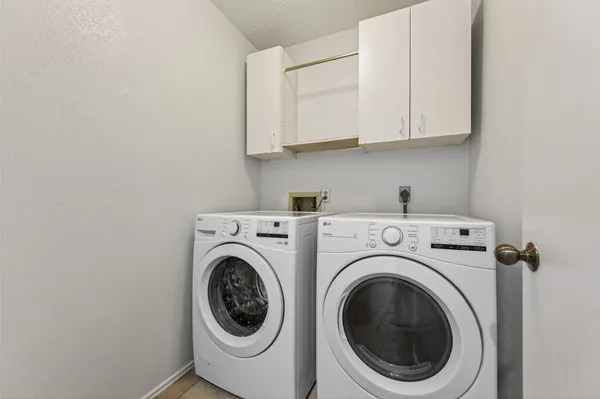 $265,000 | 21315 Meadowhill Drive, Spring, TX 77388