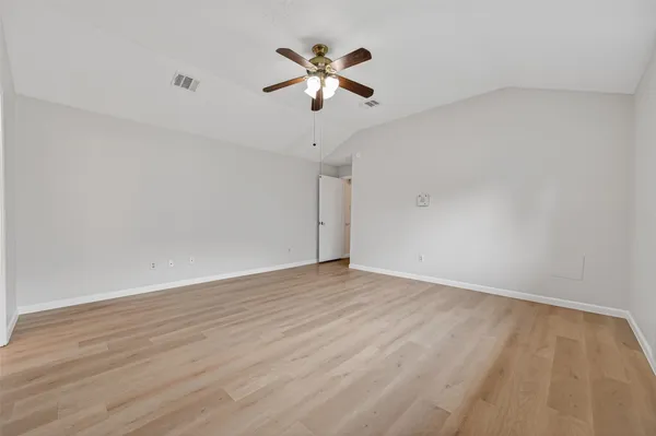 $265,000 | 21315 Meadowhill Drive, Spring, TX 77388