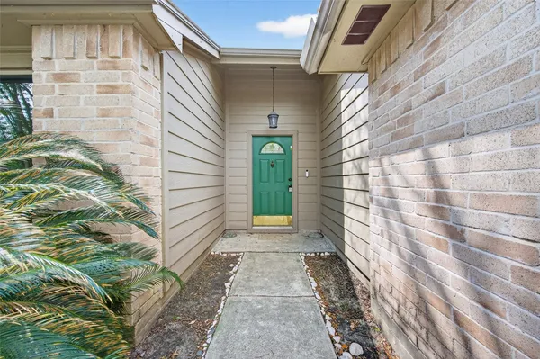 $265,000 | 21315 Meadowhill Drive, Spring, TX 77388