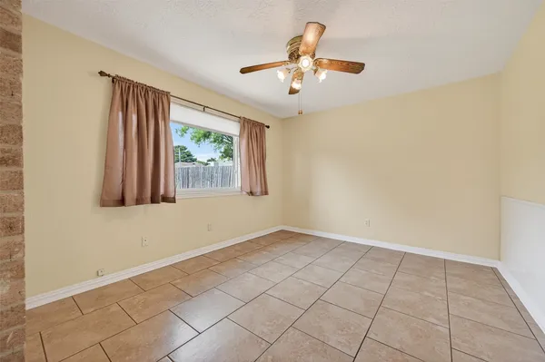 $265,000 | 21315 Meadowhill Drive, Spring, TX 77388