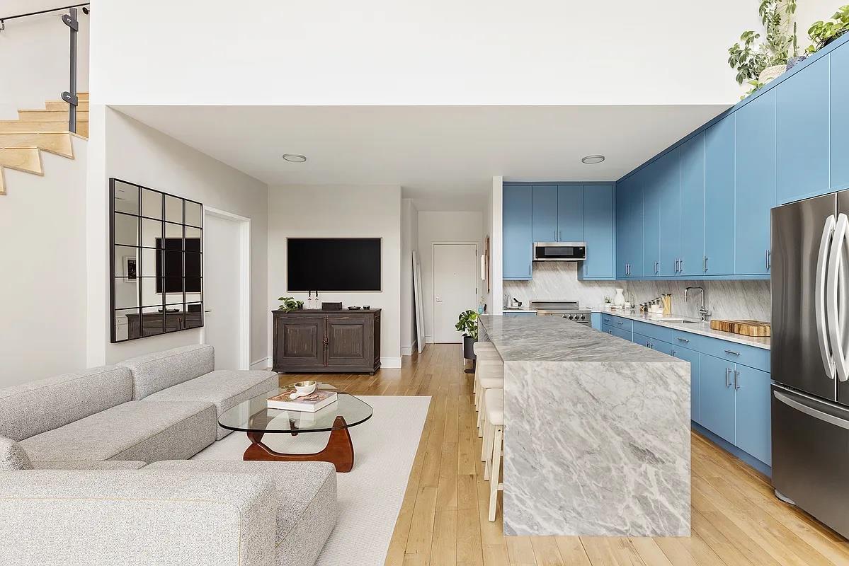237 Devoe Street, Unit 2F Brooklyn, NY 11211 - Photo 4 of 8