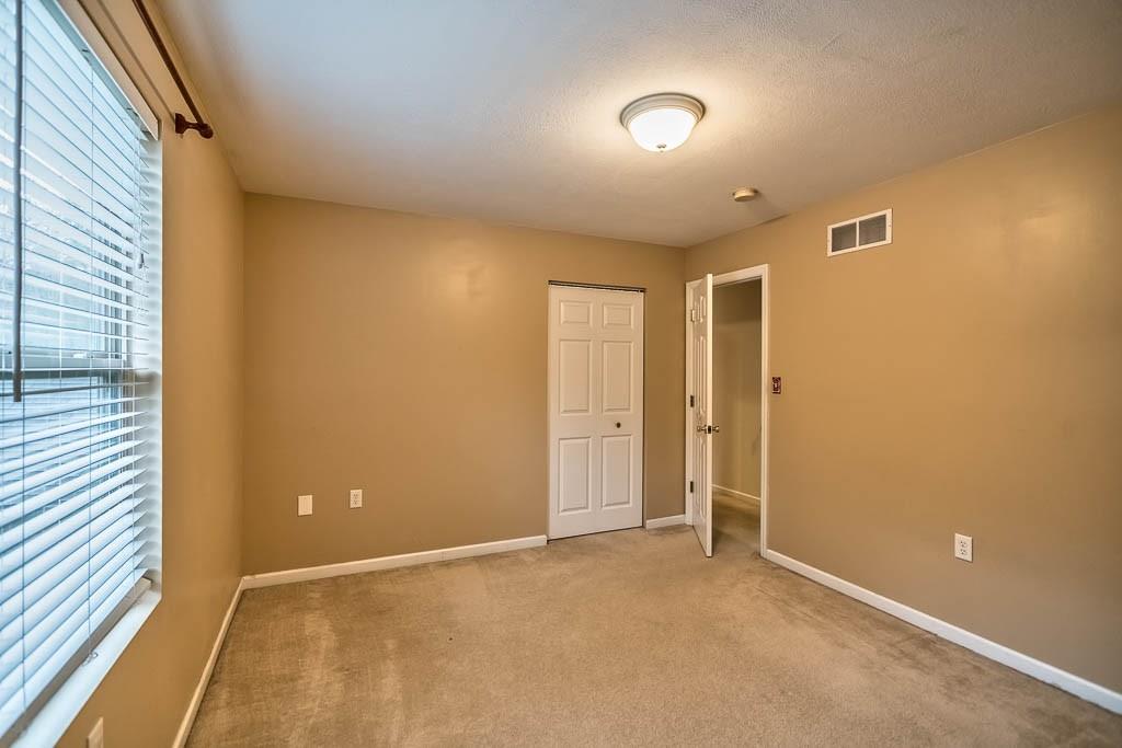 10288 Rinaman Road Wexford, PA 15090 - Photo 21 of 25 Bedroom 3 - Neutral Dcor