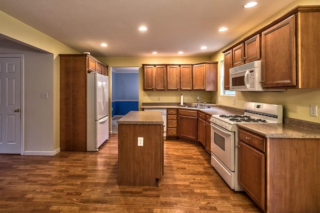 10288 Rinaman Road Wexford, PA 15090 - Photo 9 of 25 Island Kitchen - Plenty Of Counterspace