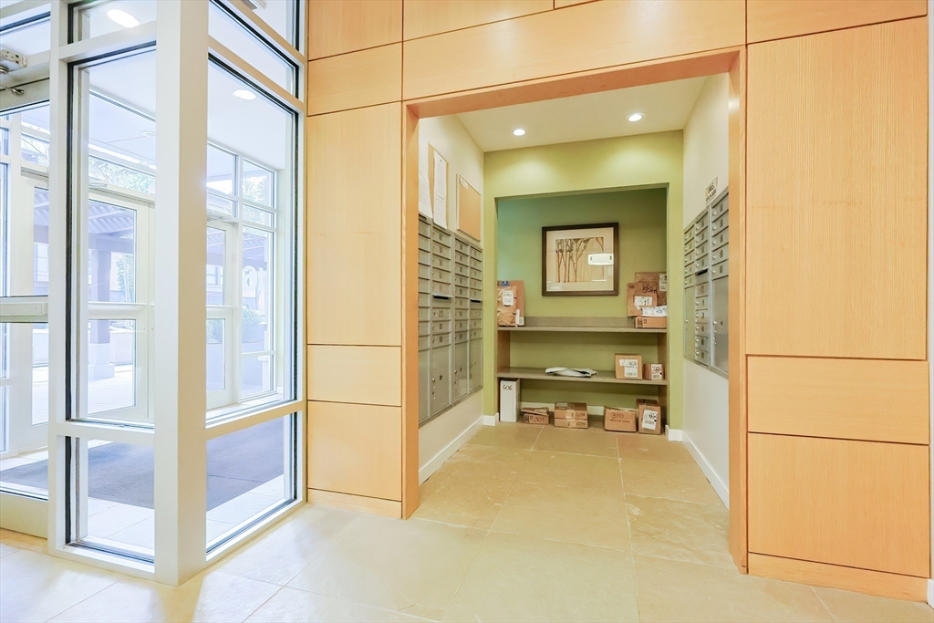 16 Miner Street, Unit 501 Boston, MA 02215 - Photo 26 of 40