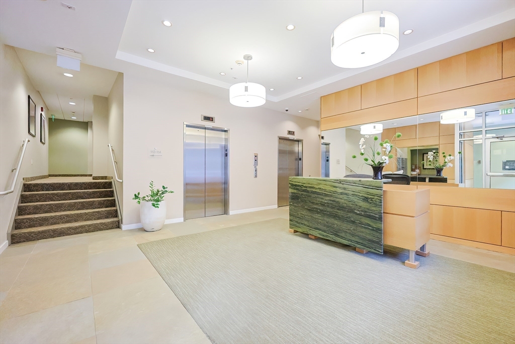 16 Miner Street, Unit 501 Boston, MA 02215 - Photo 27 of 40