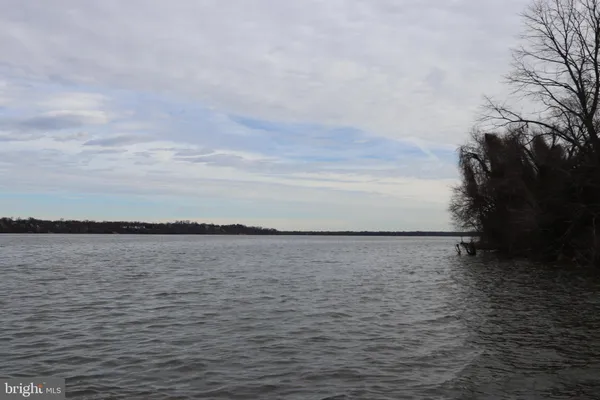 $47,900 | 1-3 Riverside Drive, Bryans Road, MD 20616