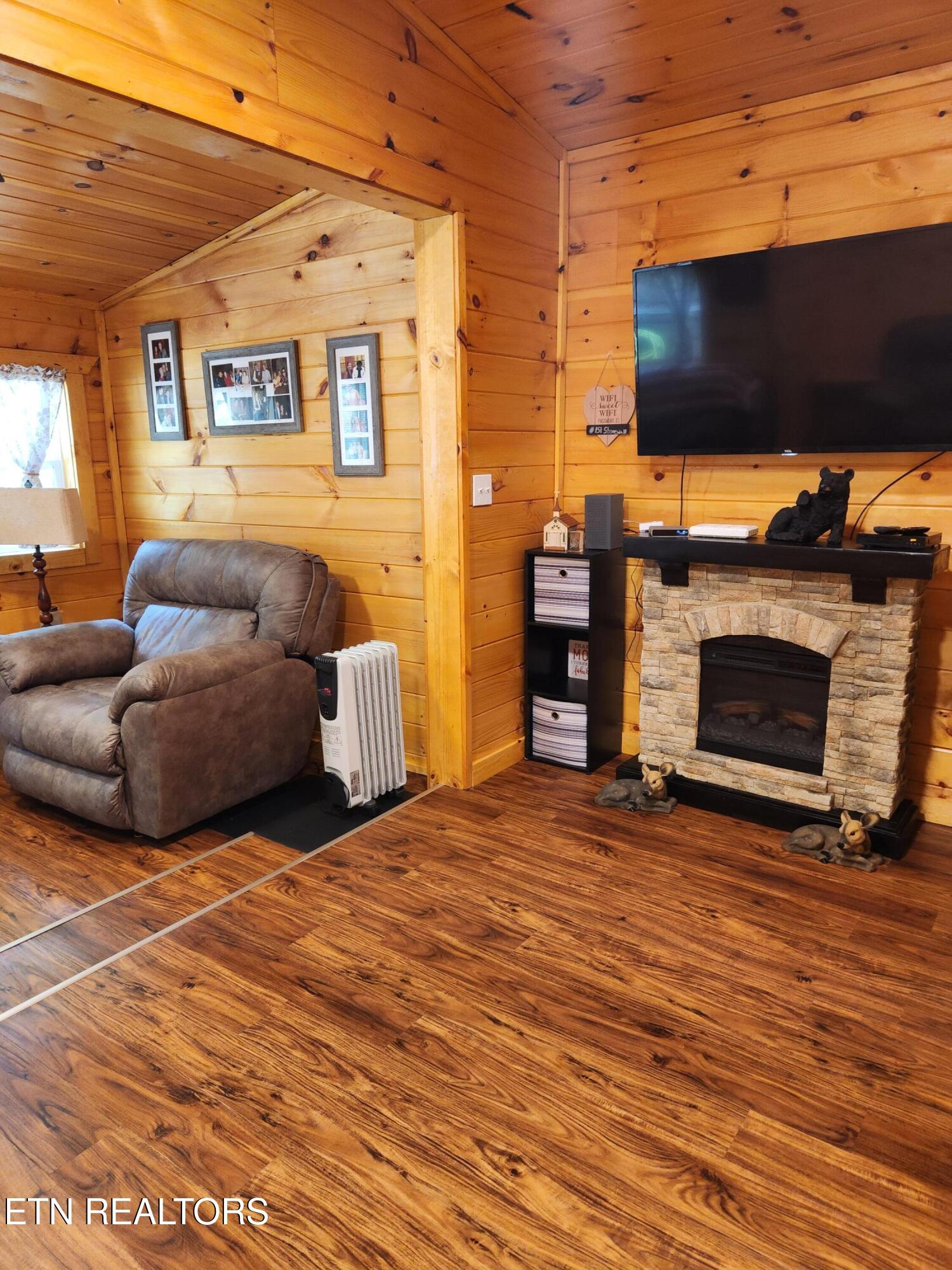 151 Stonewall Way Cosby, TN 37722 - Photo 6 of 20 Main Cottage