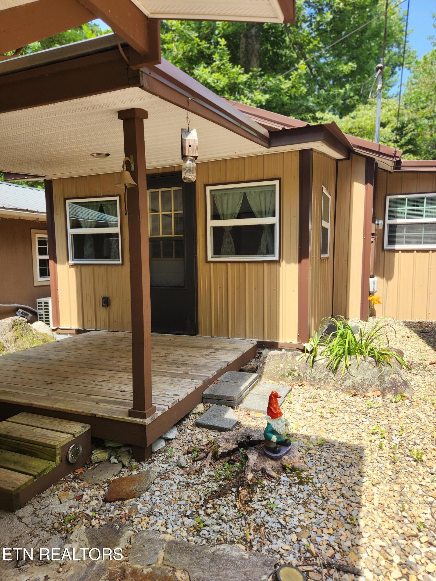 151 Stonewall Way Cosby, TN 37722 - Photo 9 of 20 Main Cottage Rear Deck