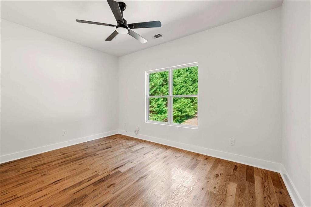 1606 Blvd Lorraine Southwest Atlanta, GA 30311 - Photo 19 of 31