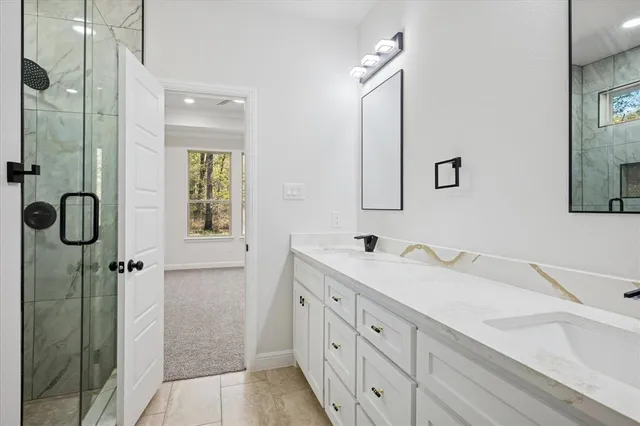 $305,000 | 208 Driftwood Drive, Trinidad, TX 75163