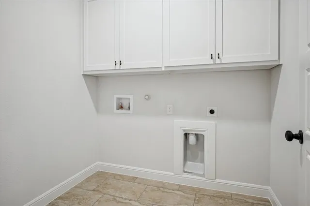 $305,000 | 208 Driftwood Drive, Trinidad, TX 75163