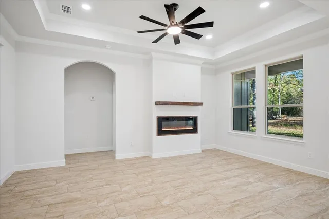 $305,000 | 208 Driftwood Drive, Trinidad, TX 75163