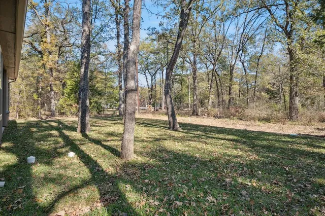 $305,000 | 208 Driftwood Drive, Trinidad, TX 75163