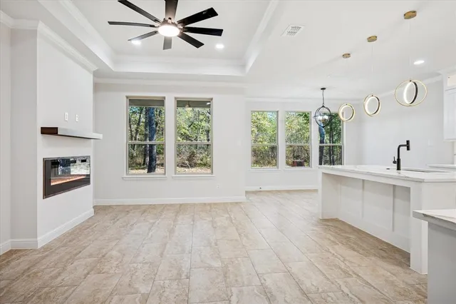 $305,000 | 208 Driftwood Drive, Trinidad, TX 75163