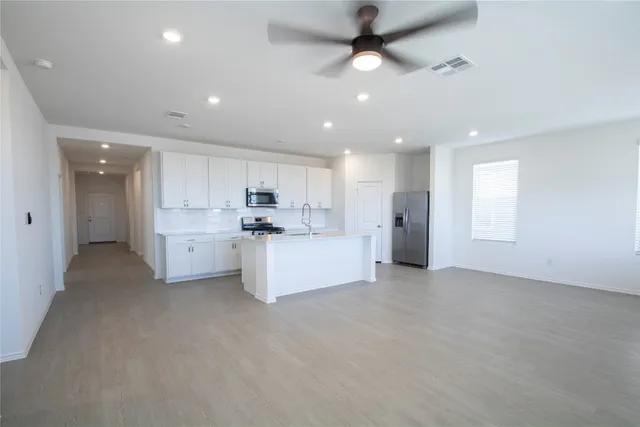 $2,150 | 209 Twilight Breeze Way, Hutto, TX 78634