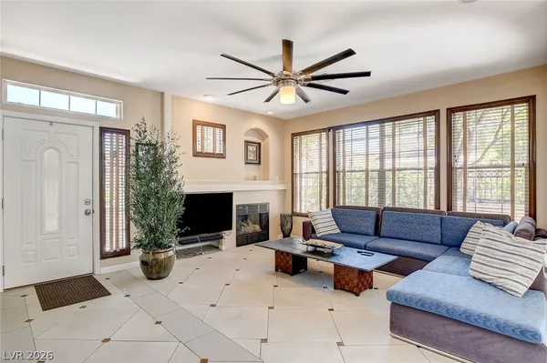 $2,125 | 8043 Arcadian Lane, Las Vegas, NV 89147