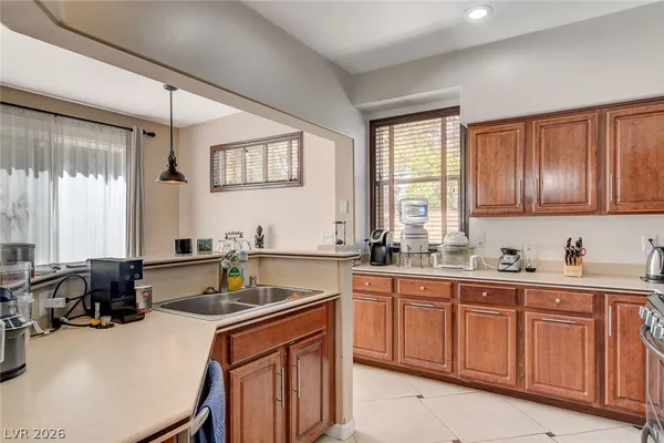 $2,125 | 8043 Arcadian Lane, Las Vegas, NV 89147