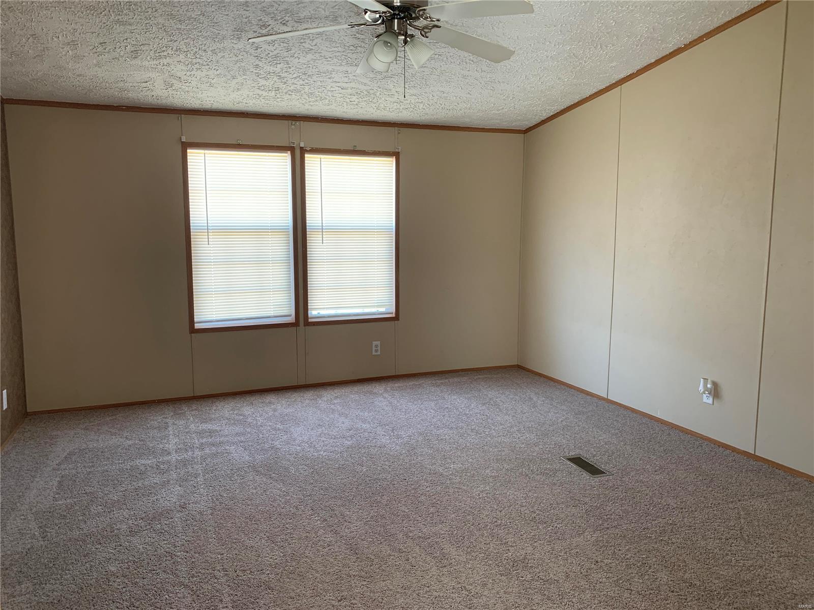 4000 Shaw Road Bunker Hill, IL 62014 - Photo 15 of 21