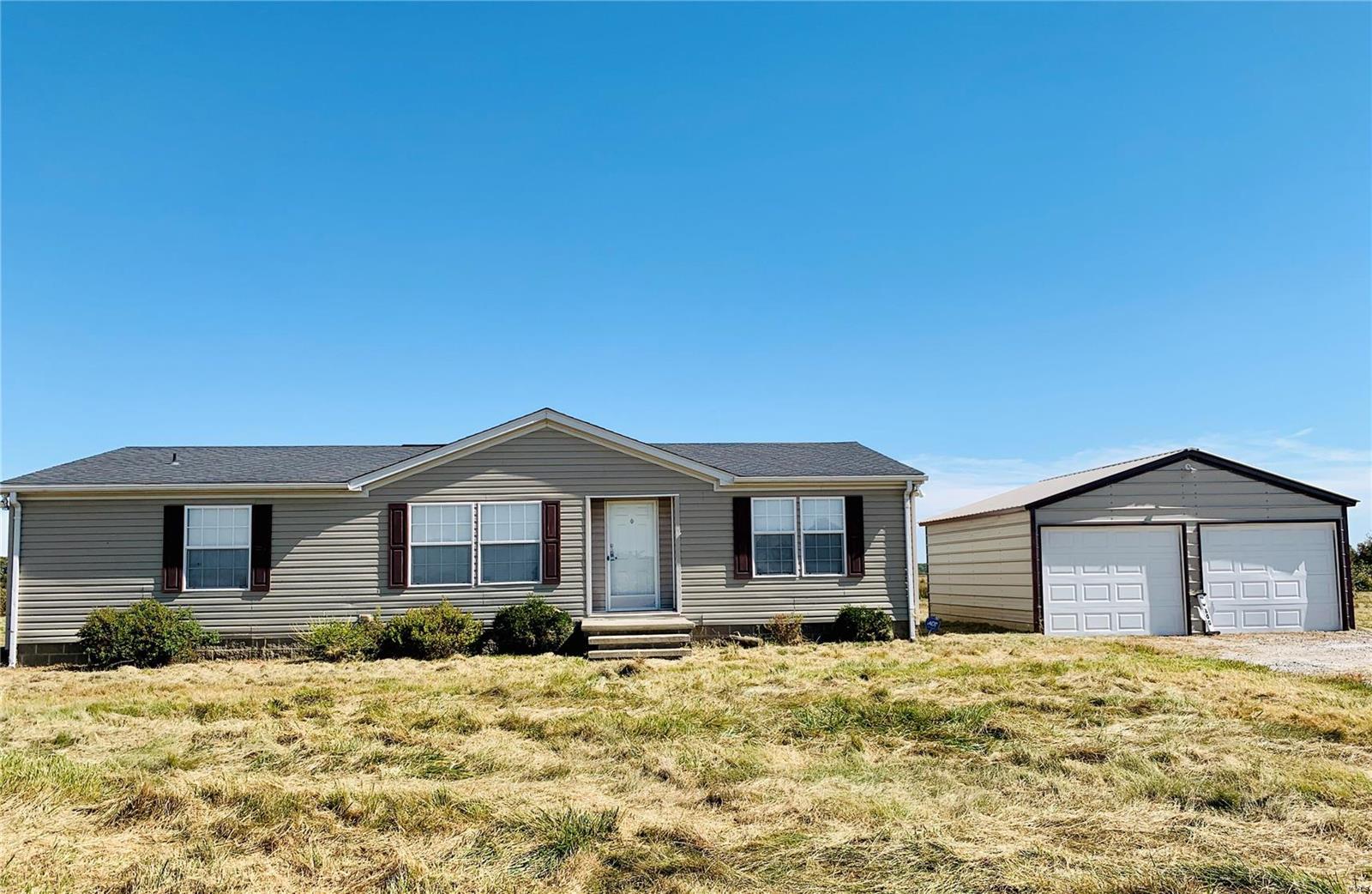 4000 Shaw Road Bunker Hill, IL 62014 - Photo 3 of 21