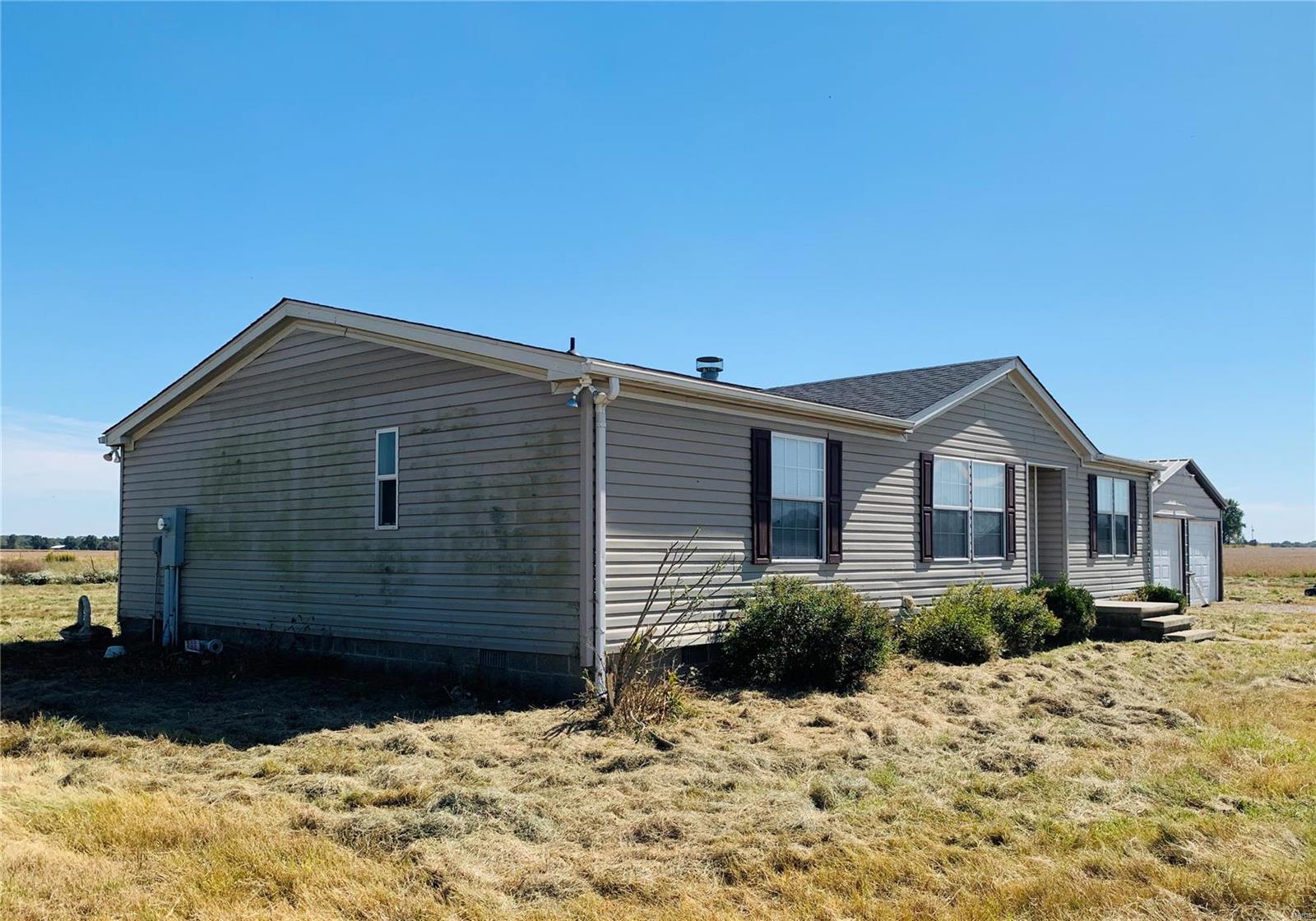 4000 Shaw Road Bunker Hill, IL 62014 - Photo 5 of 21