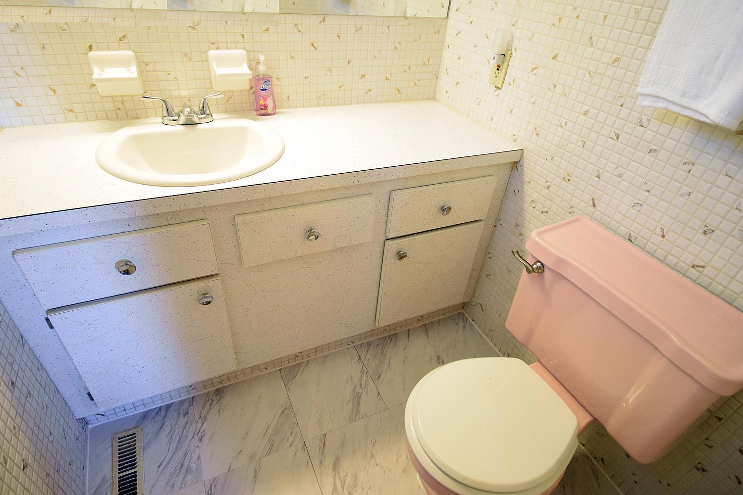 734 Ross Road Columbus, OH 43213 - Photo 17 of 38