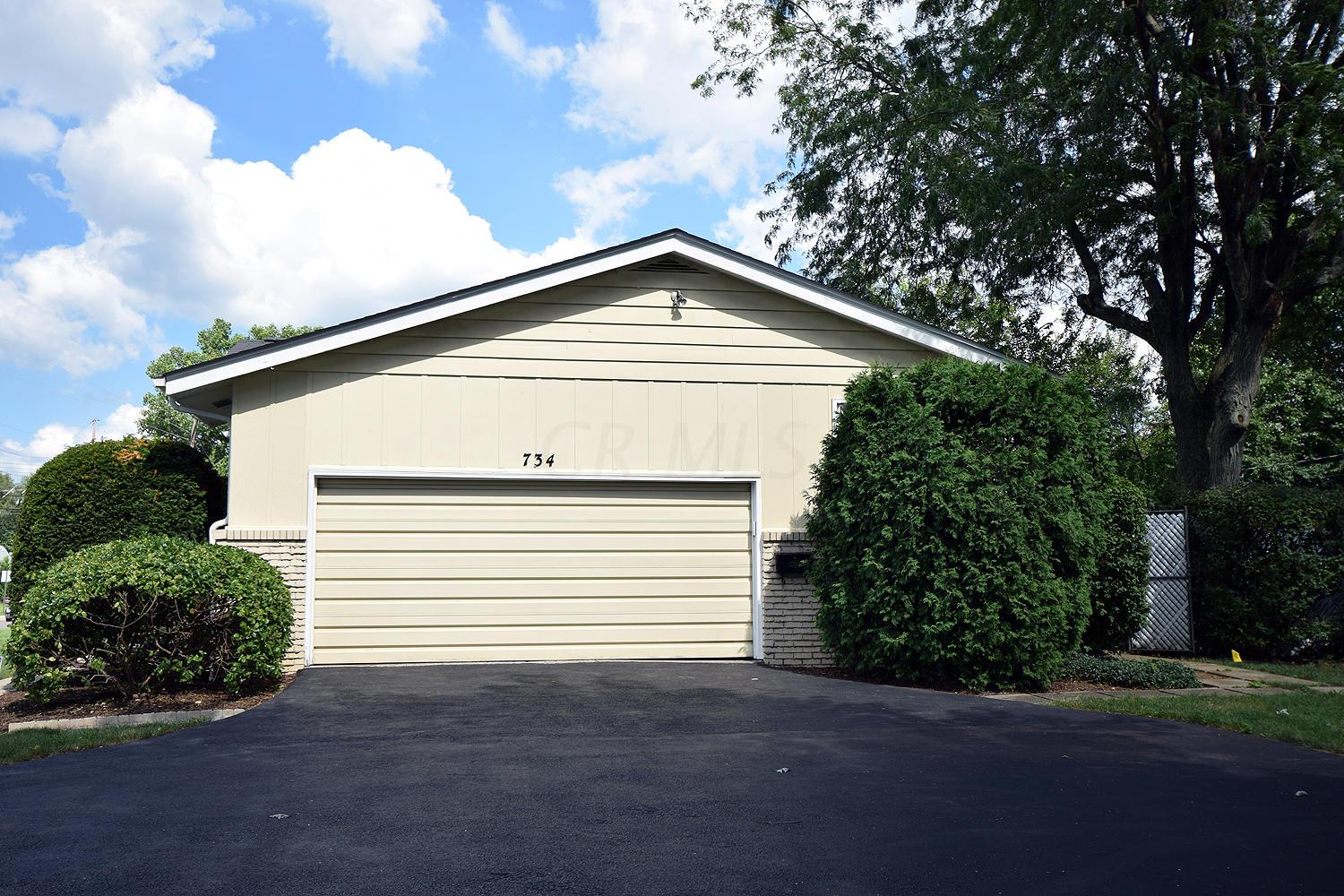 734 Ross Road Columbus, OH 43213 - Photo 3 of 38
