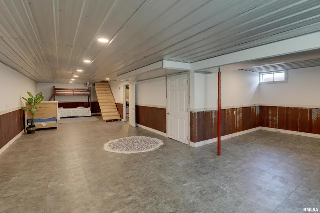 $350,000 | 2629-2641 County Road 300 North, Liberty, IL 62347