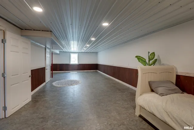 $350,000 | 2629-2641 County Road 300 North, Liberty, IL 62347