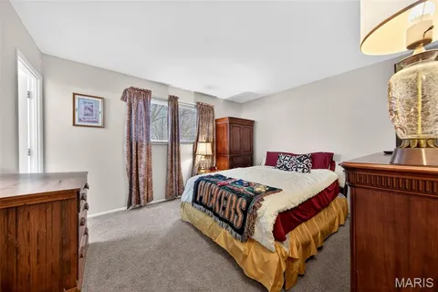 $189,000 | 1395 Redbird Drive, Florissant, MO 63031