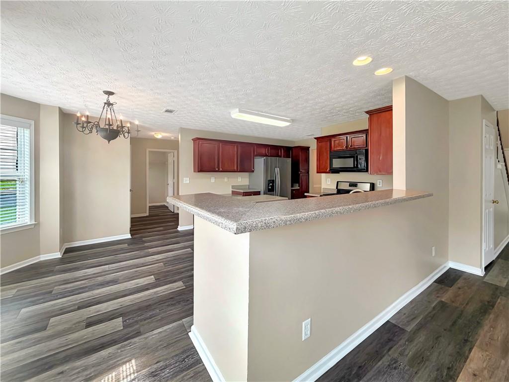 1210 Skylar Ridge Circle Buford, GA 30519 - Photo 11 of 34
