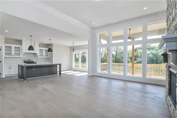 $734,950 | 23819 West 59th Terrace, Shawnee, KS 66226