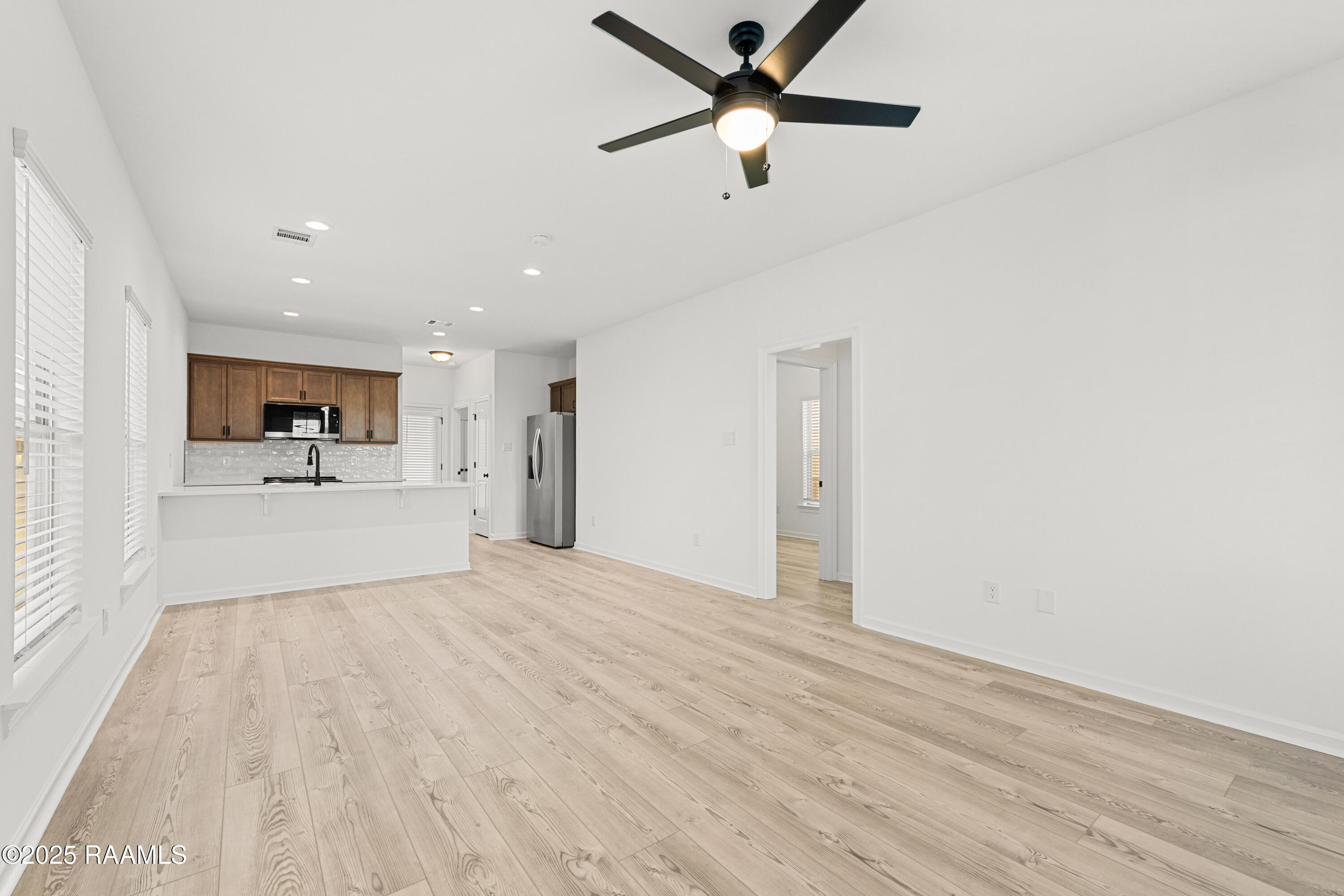 104 Ridgedale Alley Scott, LA 70583 - Photo 11 of 34 102Albernathy-41