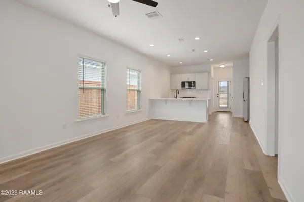 $227,999 | 104 Ridgedale Alley, Scott, LA 70583