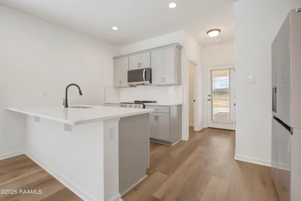 $227,999 | 104 Ridgedale Alley, Scott, LA 70583