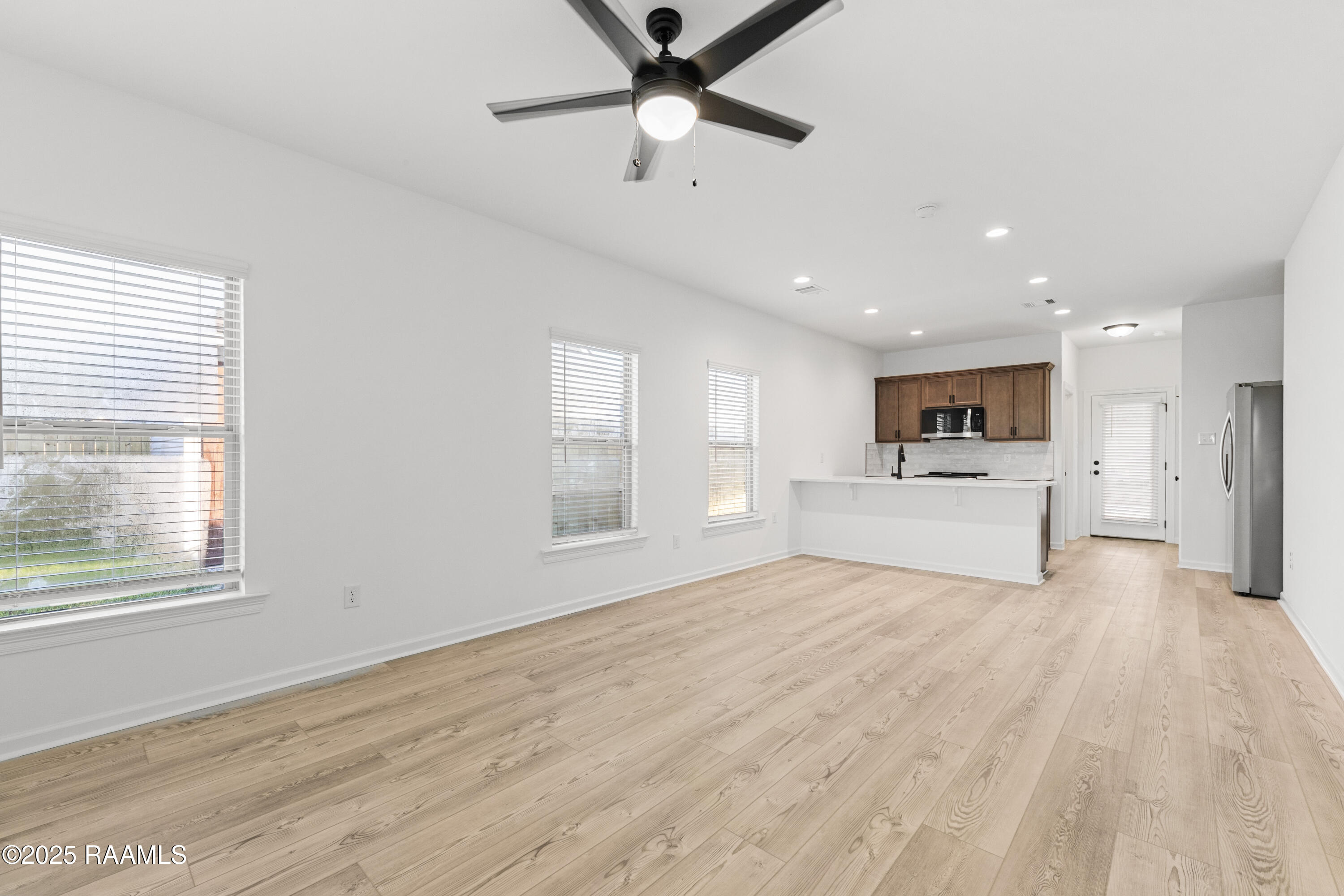 104 Ridgedale Alley Scott, LA 70583 - Photo 10 of 34 102Albernathy-38