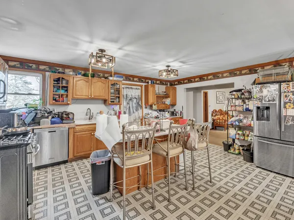 $675,000 | 29153 South Klemme Road, Beecher, IL 60401