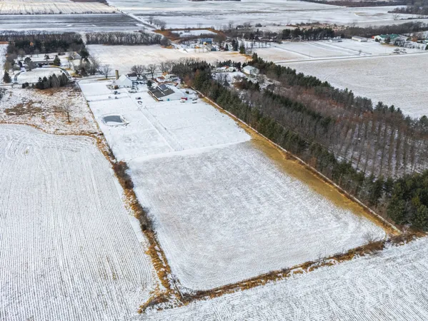 $675,000 | 29153 South Klemme Road, Beecher, IL 60401